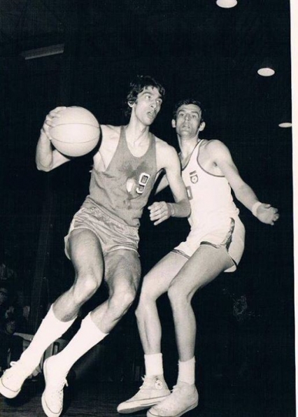 Renzo Bariviera in palleggio